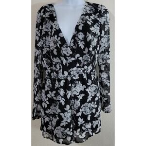 Love Ady Black White Floral Crisscross Bodice Romper Medium Sheer Sleeves Flowy